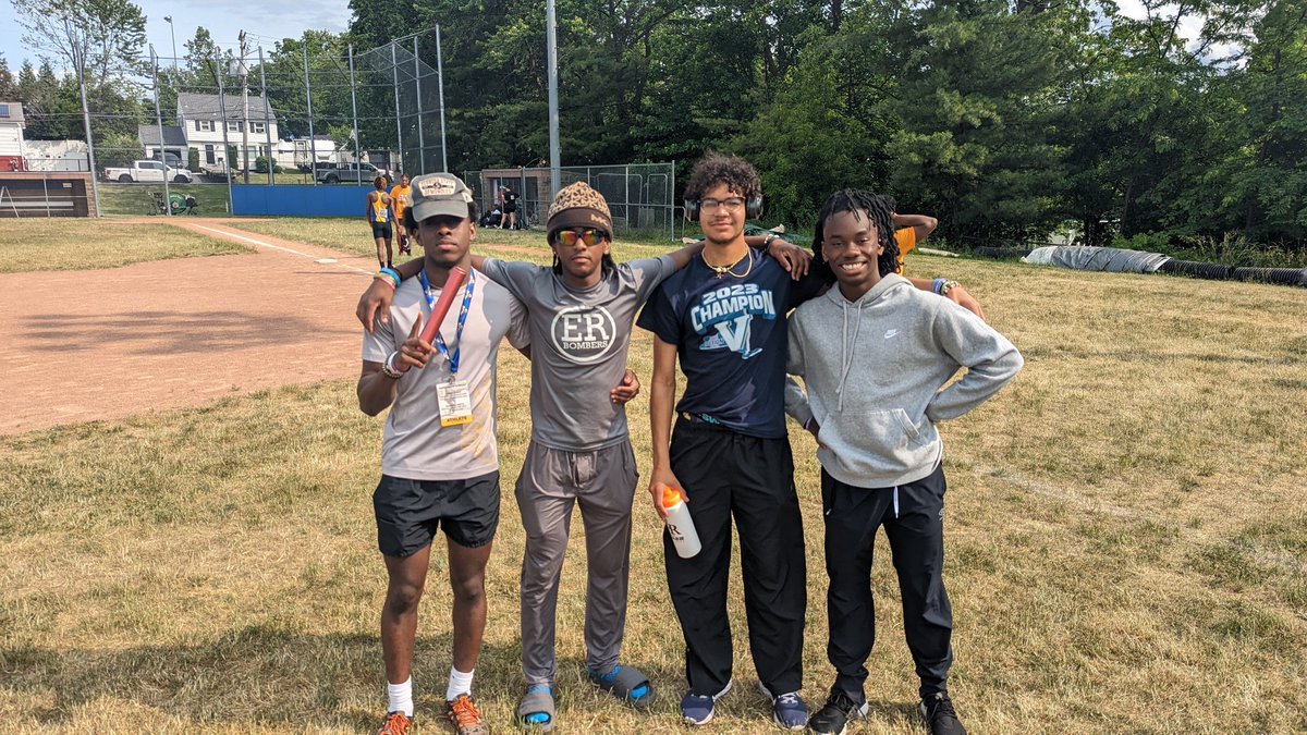 Congrats to our 4 x 100 relay team for their performance last night. Waited all day to compete with a couple athletes heading to Boston for their senior class trip immediately after. Great season guys! <a href="/mitchell_jpeg/">Jacen Mitchell</a> <a href="/JordanNunn10/">jordan nunn</a> <a href="/MikeDaniels_2/">Mike Daniels | NCAA ID 2207615317</a> <a href="/ERBombers/">ER Bombers Athletics</a>