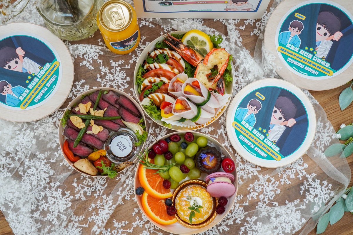 chatangs's tweet image. food support for 𝙅𝙞𝙣𝙅𝙖𝙨𝙤𝙣 🐶🌮♡︎
from 𝗮𝗿𝗼𝗵𝗮 𝘁𝗵𝗮𝗶𝗹𝗮𝗻𝗱

ถุง :
อันนี้คือถุงวิเศษ ที่มีความรักของแทโรฮ่า ส่งตรงถึงจินจินค่ะ~

กล่องข้าว :
วันนี้ก็มาทำให้เต็มที่นะคะ ทานให้อร่อยและหวังว่าทานมื้อนี้แล้วจะมีพลังเยอะๆค่ะ
คุณนักแสดงจินจิน ไฟท์ติ้ง!!

#아스트로 #진진