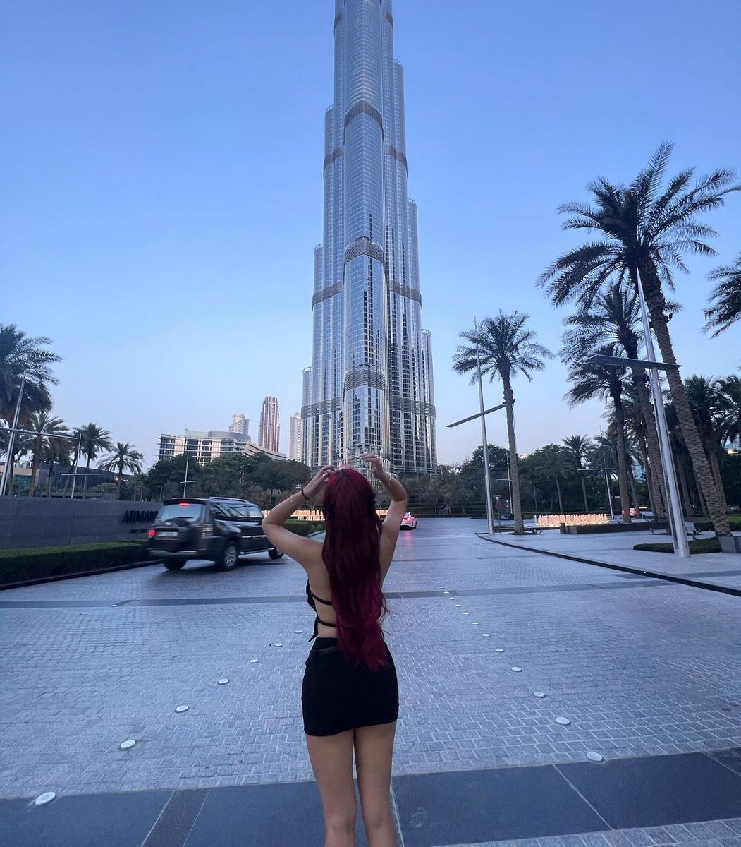 Good evening 🩷🖤