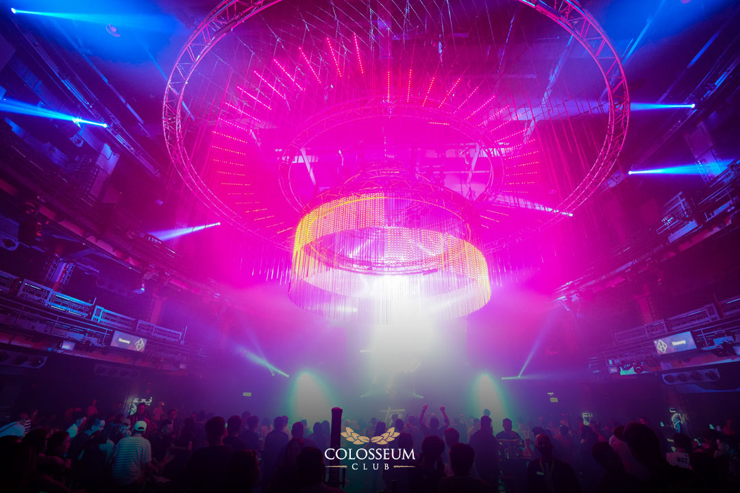 ColosseumJKT's tweet photo. Here is a recap from last night's musical adventure with @topicmusictv !!
⇢ RSVP: ☎ 0822 7000 1001 / 🌐 https://t.co/h9kydntAl4
#ColosseumJKT #Jakarta #JakartaNightLife #weekend #DJTOPIC #SHVR https://t.co/LOY92CXGAb