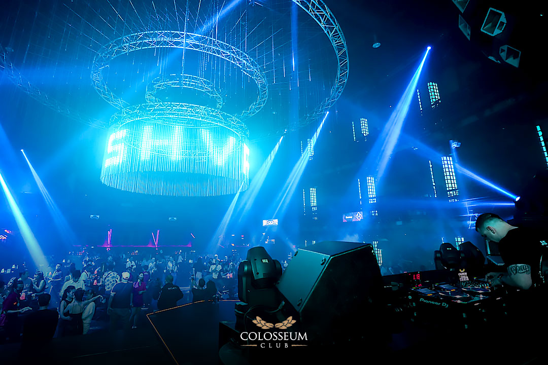 ColosseumJKT's tweet photo. Here is a recap from last night's musical adventure with @topicmusictv !!
⇢ RSVP: ☎ 0822 7000 1001 / 🌐 https://t.co/h9kydntAl4
#ColosseumJKT #Jakarta #JakartaNightLife #weekend #DJTOPIC #SHVR https://t.co/LOY92CXGAb