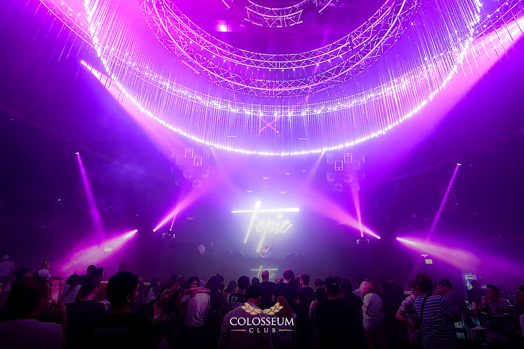 ColosseumJKT's tweet photo. Here is a recap from last night's musical adventure with @topicmusictv !!
⇢ RSVP: ☎ 0822 7000 1001 / 🌐 https://t.co/h9kydntAl4
#ColosseumJKT #Jakarta #JakartaNightLife #weekend #DJTOPIC #SHVR https://t.co/LOY92CXGAb
