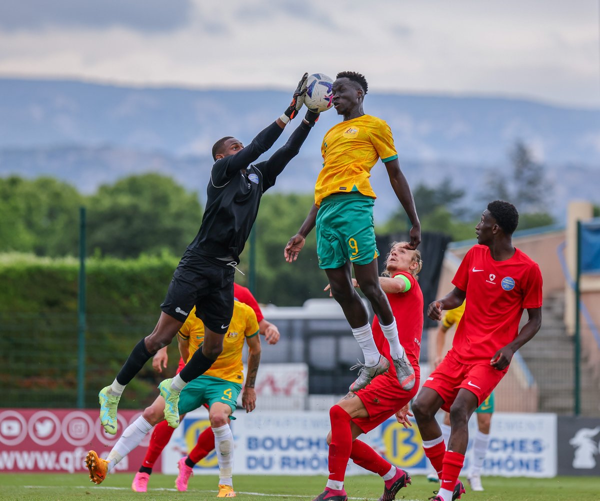 The air Kuolity in the south of France is superb. 👌

📸 <a href="/TournoiMRevello/">Tournoi Maurice Revello</a>

#Olyroos #TMR #AUSvMED