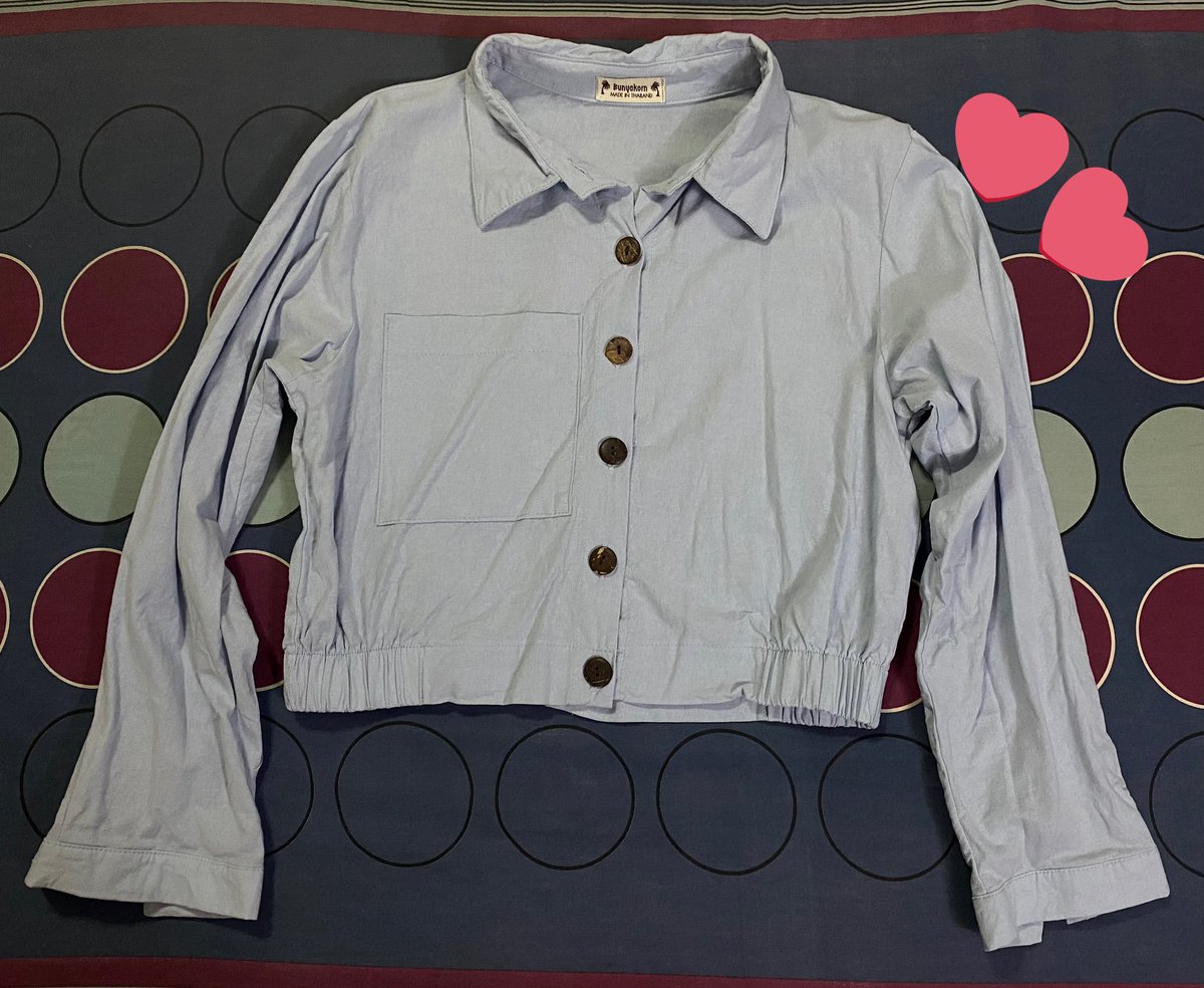 _chaanomkaimook's tweet photo. ส่งต่อเสื้อผ้า ไม่เคยใส่แต่ซักแล้ว ไม่มีตำหนิ ตัวละ 100 ราคารวมส่งแล้วค่ะ✅ 
รูปแรกจะเป็นสีฟ้านะคะ❗️
#ส่งต่อเสื้อผ้ามือสอง #ส่งต่อเสื้อผ้า #เสื้อผ้ามือสองสภาพดี #เสื้อผ้ามือสอง #เสื้อผ้ามือสองราคาถูก #ส่งต่อเสื้อผ้ามือ2 #ส่งต่อเสื้อผ้าราคาถูก https://t.co/kg9jS6Fth8