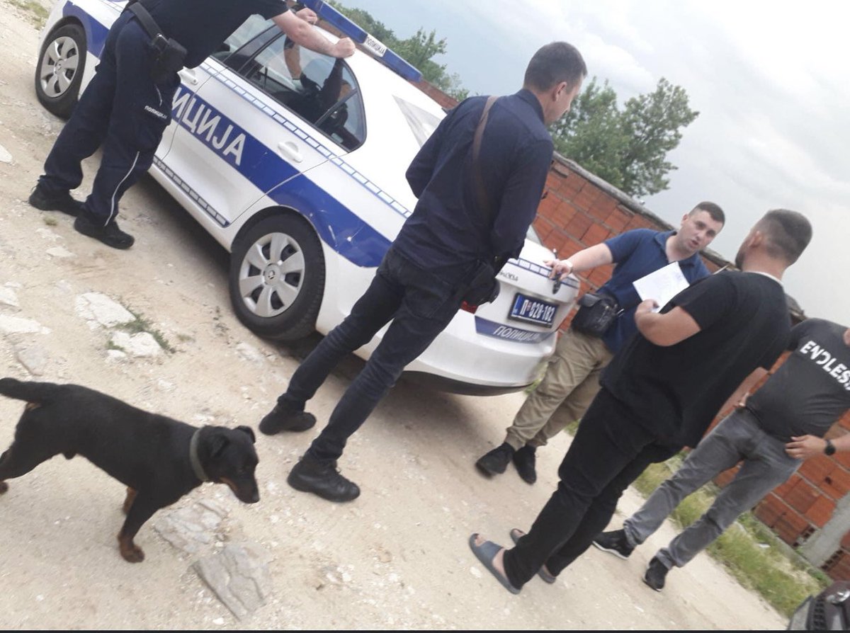 MelizaHaradinaj's tweet photo. 🚨

#Serbia’s police arrested the #Albanian director of ‘House of Culture’ Jetmir Ismaili in #Bujanoc because he gave permission &amp; organised screening of #Kosovo funded films 'Silence Kills' &amp; 'The Unfaithful’ in #Bujanoc, one of the Albanian-majority municipalities in #Serbia. https://t.co/uMettO7f4o