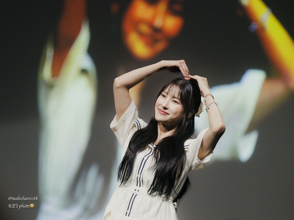 photographerKE4's tweet photo. あなたが まだ好きだから…
~最愛~
2023.06.10 イイノホール
東京
パク・ギュリ
ファンミーティング
フォトタイム📷
@gyuri88
#パク・ギュリ #박규리
#KARA
#photo_time
※公式フォトタイム中の撮影で目線は来てませんが盗撮ではありません😹😂 https://t.co/GPvhsT7WeW