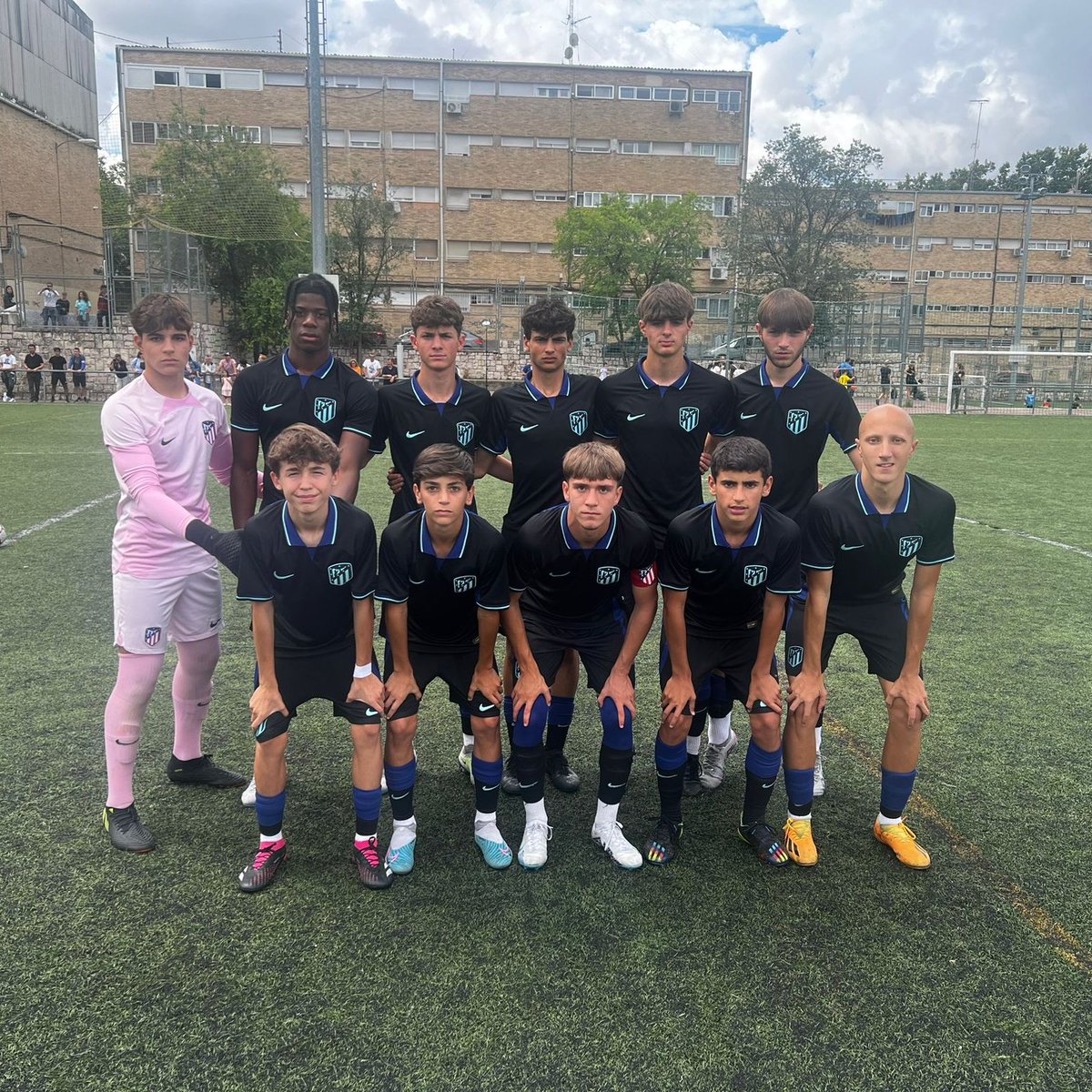 CADETE DIVISIÓN DE HONOR

Deportivo A.V. Santa Ana A 0-1 Atlético de Madrid Cadete B

⚽ Nacho