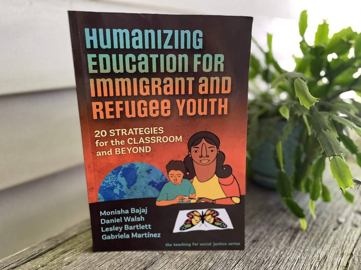 Hi #pd4uandme
I’m Emily — HS ML teacher in NC

Top of my reading list this summer is this amazing PD book — Humanizing Education for Immigrant and Refugee Youth by @monishabajaj @LesleyBartlett_ 

#SummerReadingChallenge #CarolinaTESOLreads