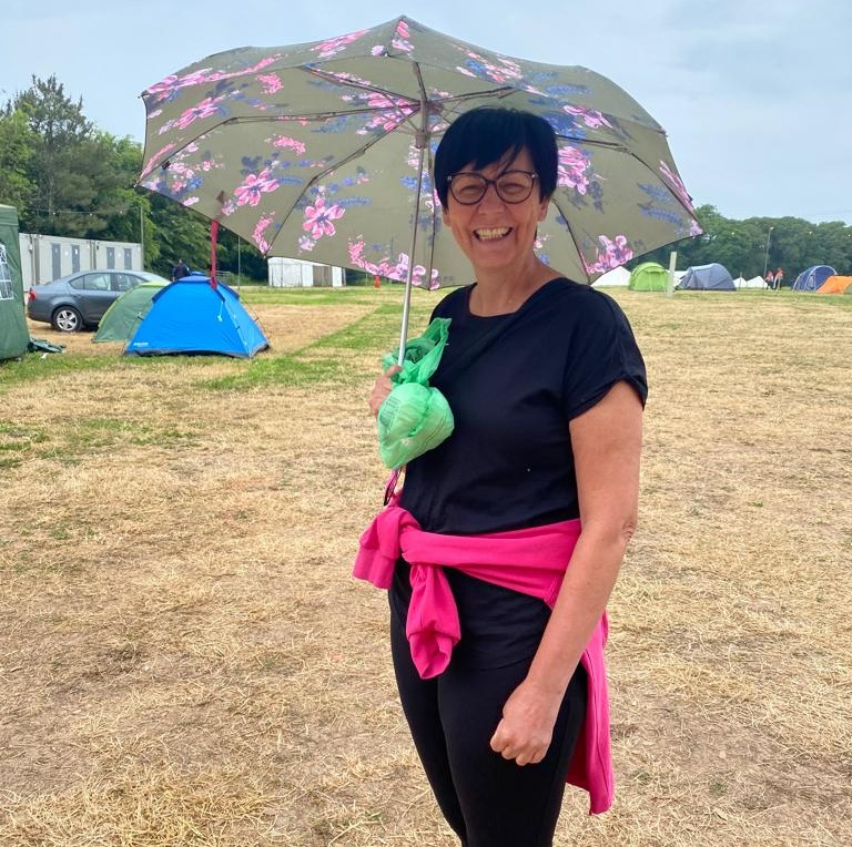 OutandWildlgbtq's tweet photo. Great fashion style at the festival - even the rain can't get us down 🌧️🌈

#festivalstyle #outandwild #lgbtqiacommunity https://t.co/mYKzdaHhJ1