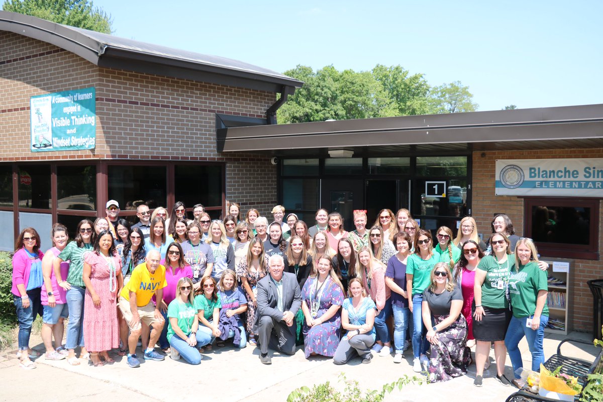 Lake Orion Community Schools tweet media