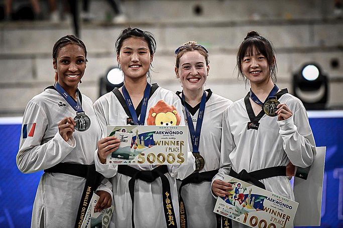 World Taekwondo Grand Prix de Rome 🇮🇹

Félicitations à <a href="/AltheaLaurin/">Laurin Althéa</a> qui décroche l’argent !! 🔥

®️📸 @sekretev.d @dalstaekwondo