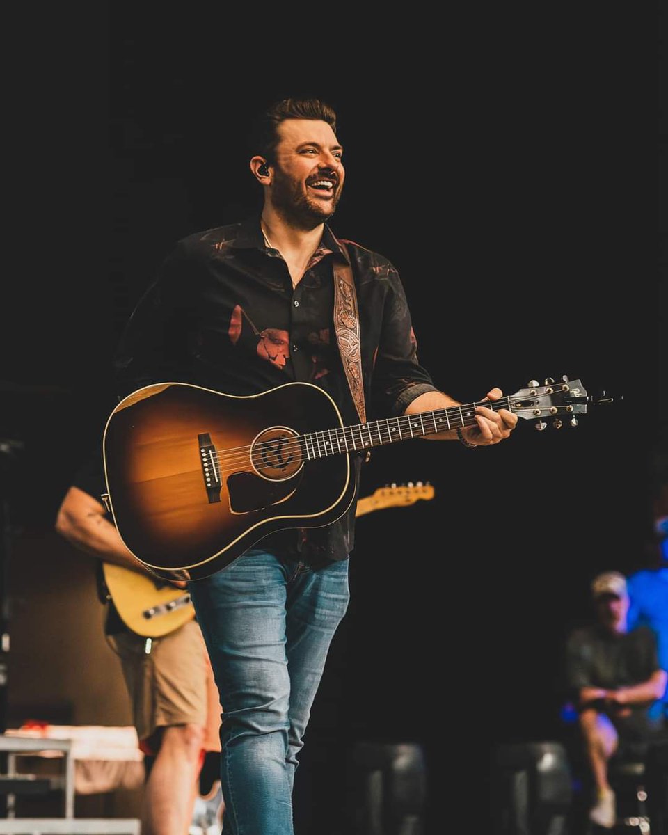 ChrisYo55853443's tweet photo. Best time of the year… CMA Country Music Association Fest, let’s do this thing 🤘 #CMAFest https://t.co/EkaVxhwJKQ