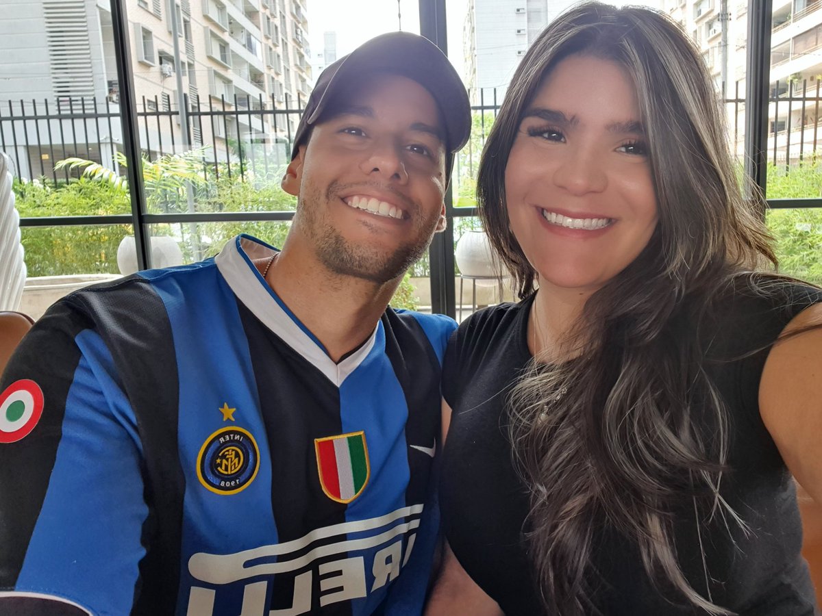 MZapataac's tweet photo. #UCLfinal 
#ForzaInter 💙🖤 https://t.co/QotetjMBkr