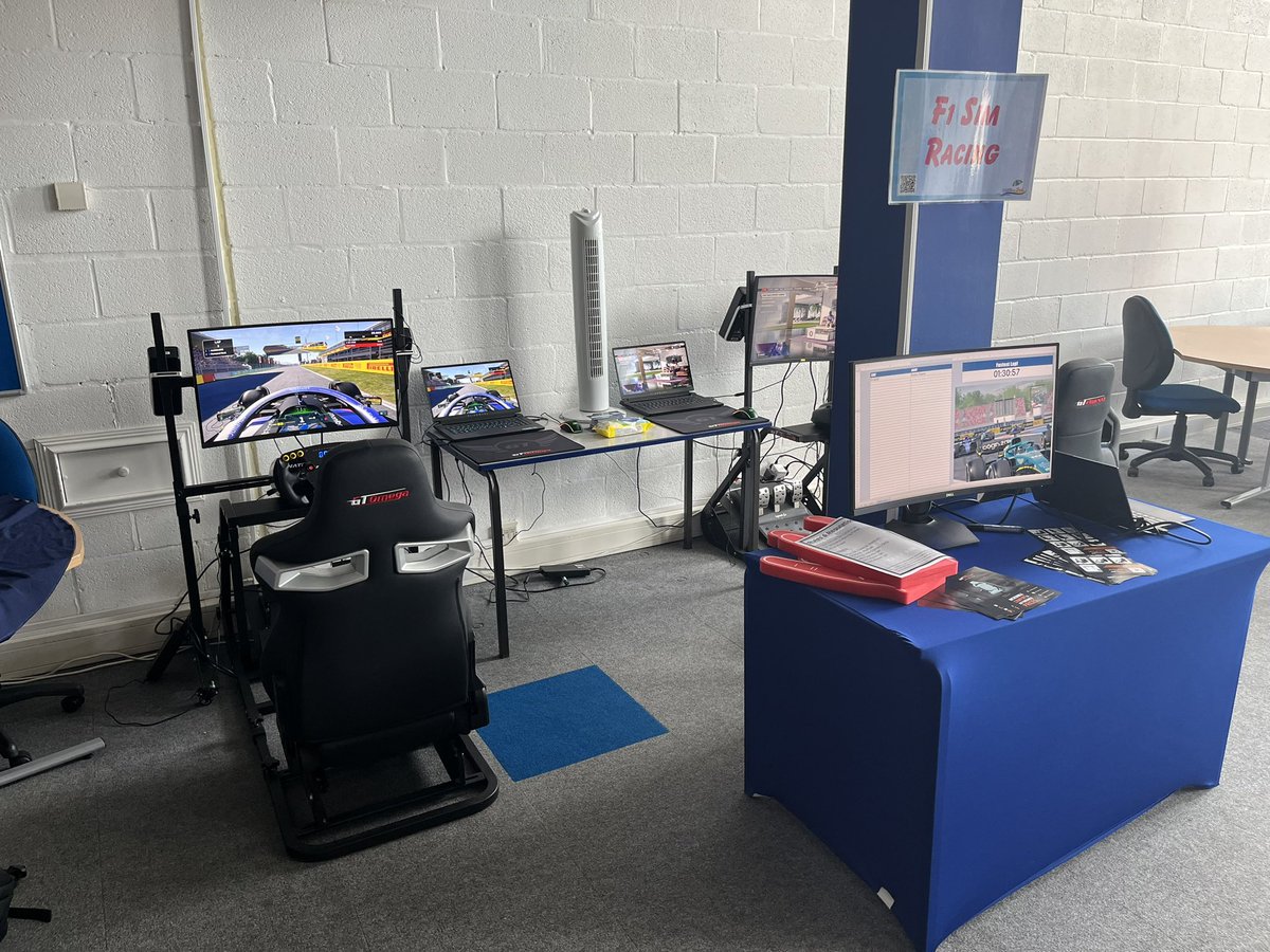 Another great @StVincent6FC summer fest supporting the <a href="/StVSharks/">St Vincent Sharks</a> #F1 <a href="/GTOmegaRacing/">GT Omega</a> rigs with <a href="/RedHairedRobin/">Robin</a>! same again next year? 👀