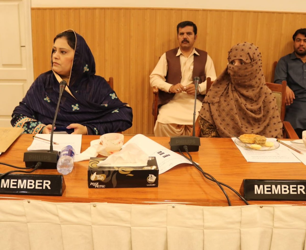 YounasAghaRph's tweet photo. سٹینڈنگ کمیٹی کے سفارشات کے مطابق بلوچستان کے فارماسسٹس کو باقی صوبوں کے طرز پر فور ٹائیر سروس سٹرکچر جلد سے جلد فراہم کیا جائے تاکہ صوبے میں صحت کے شعبے میں بہتری آسکے۔ 

@AQuddusBizenjo @cs_balochistan @LoveBizenjo143 @HealthDepartme5 @MirImranGichki1 @dpr_gob https://t.co/02lDD59uxW