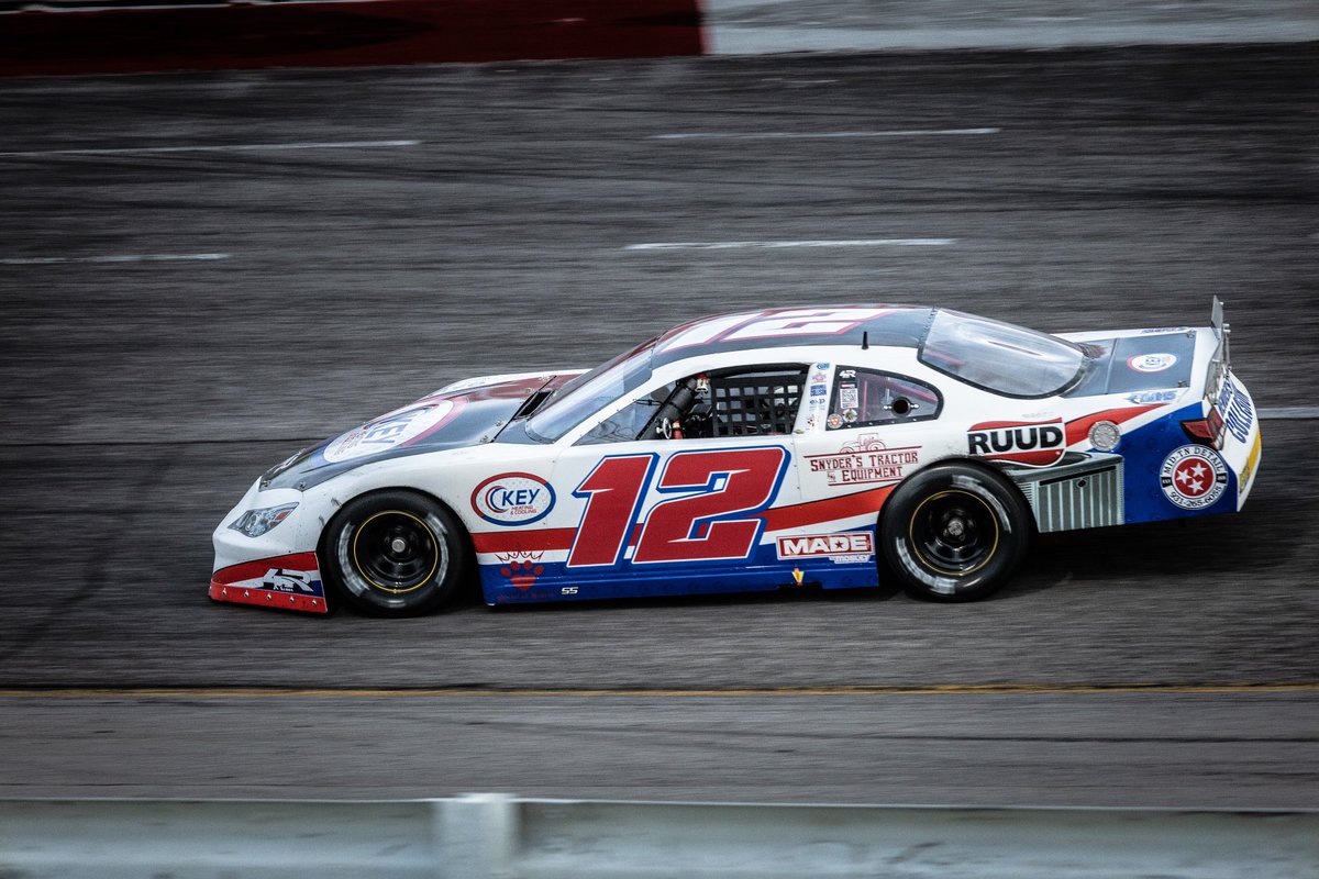 It’s race day here in Guitar City! 🎸🏁