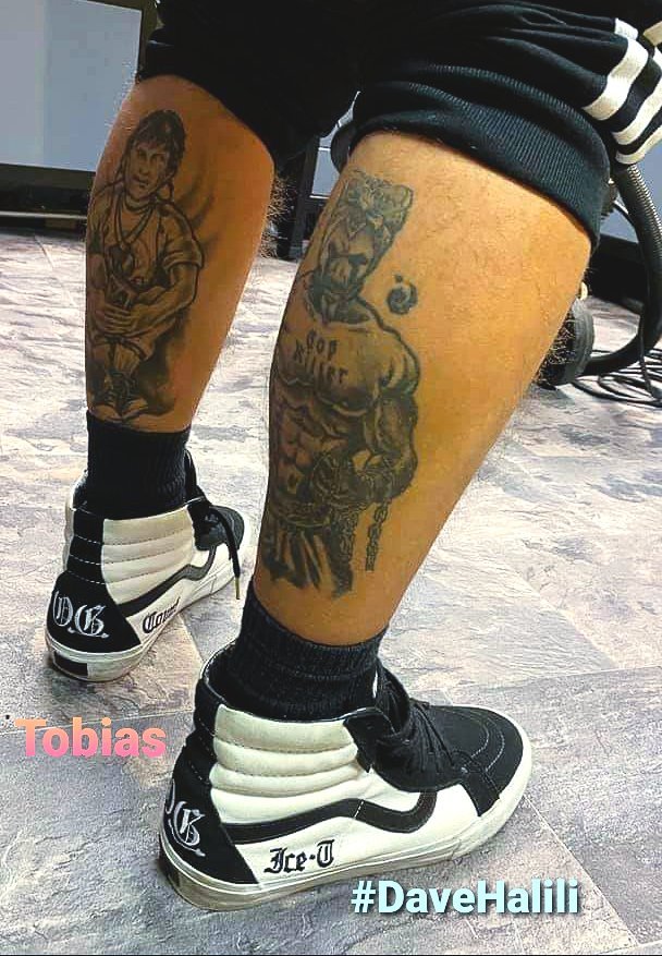 DaveHaliliART's tweet photo. 🇩🇪Tobias ist ein Freund aus #Deutschland ✨ H~$tyle™ Ink Double~Feature > #HomeInvasion Lft / #BodyCount R > #VansShoes #IceT #OG 🐙 @FINALLEVEL #RapTattooArt #DaveHalili #FanArt #HStyle #HipHopTattoo #RapTattoo #DavidHalili #IceMFT https://t.co/GIPfbW8iNv