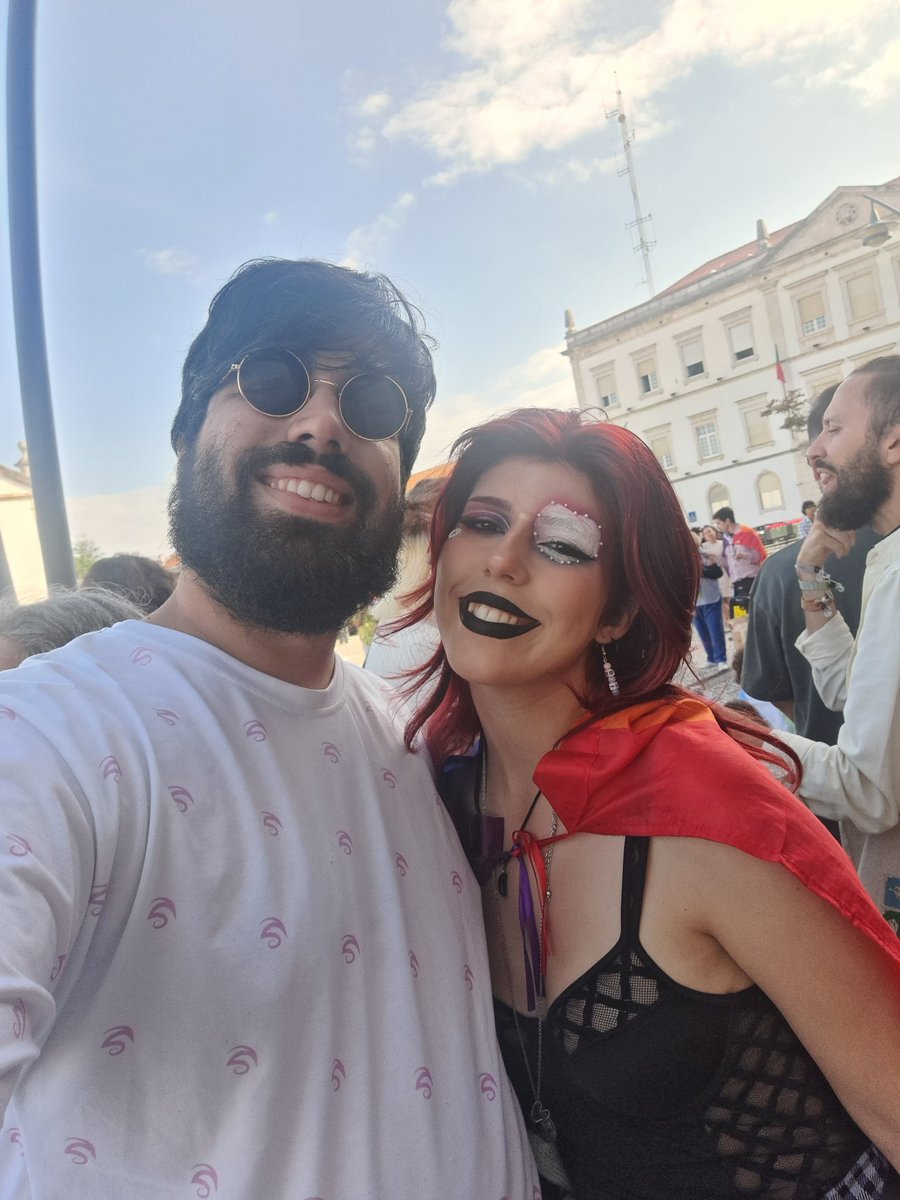 Happy Pride from our favourite non-binary siblings 🏳️‍🌈🏳️‍⚧️