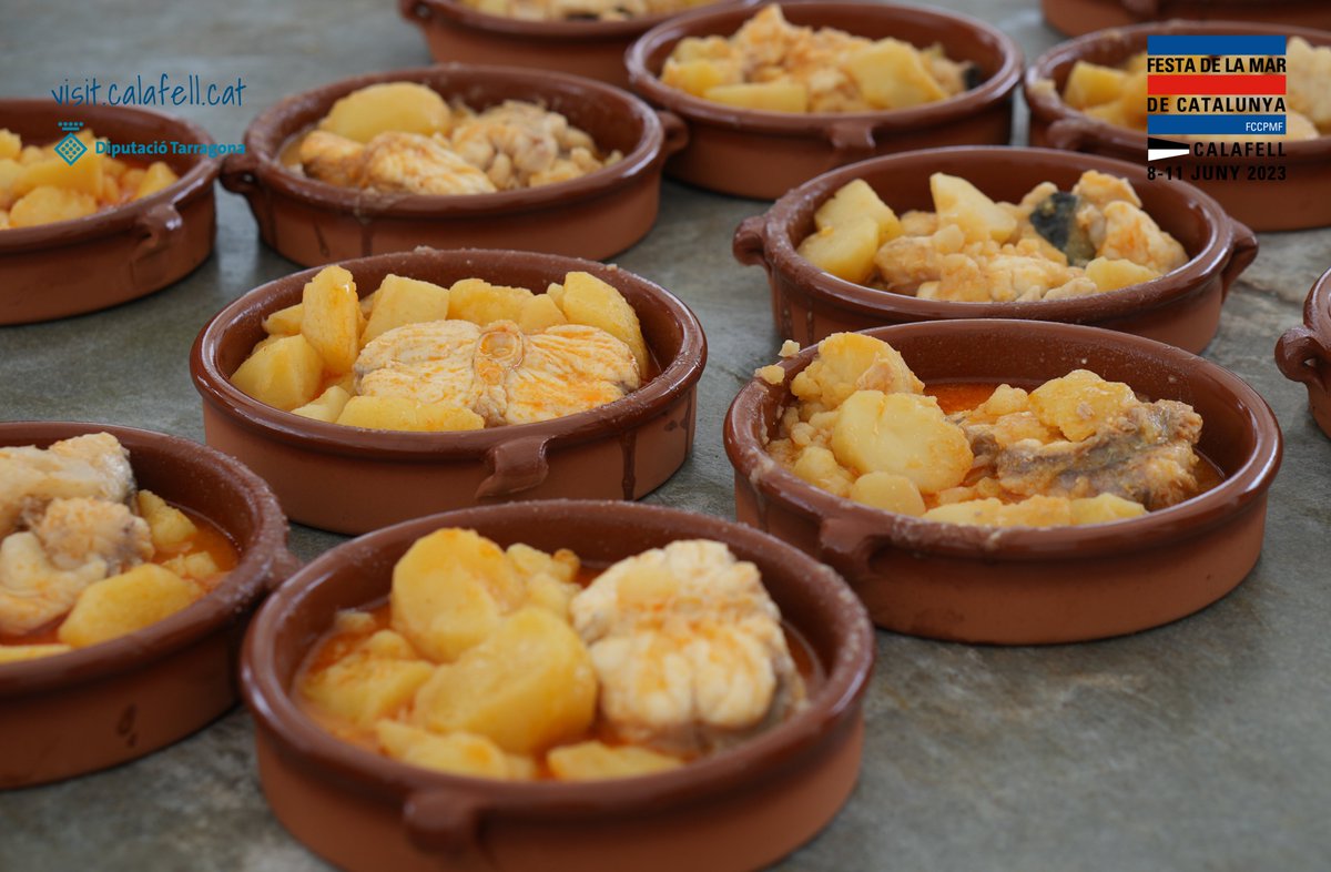 VisitCalafell's tweet photo. 😋 Arrossejat i activitats populars a la zona de la Confraria i el Museu Casa Barral de #Calafell
#VisitCalafell #FestadelaMar #Tarragona #CostaDaurada https://t.co/Tc7I66ZQqz