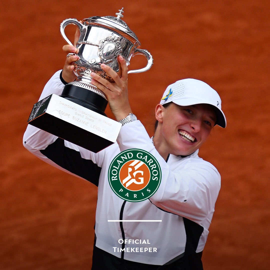 Iga is crowned the champion of clay. Congratulations to @iga_swiatek on winning her third @rolandgarros title. #RolexFamily #RolandGarros #Perpetual