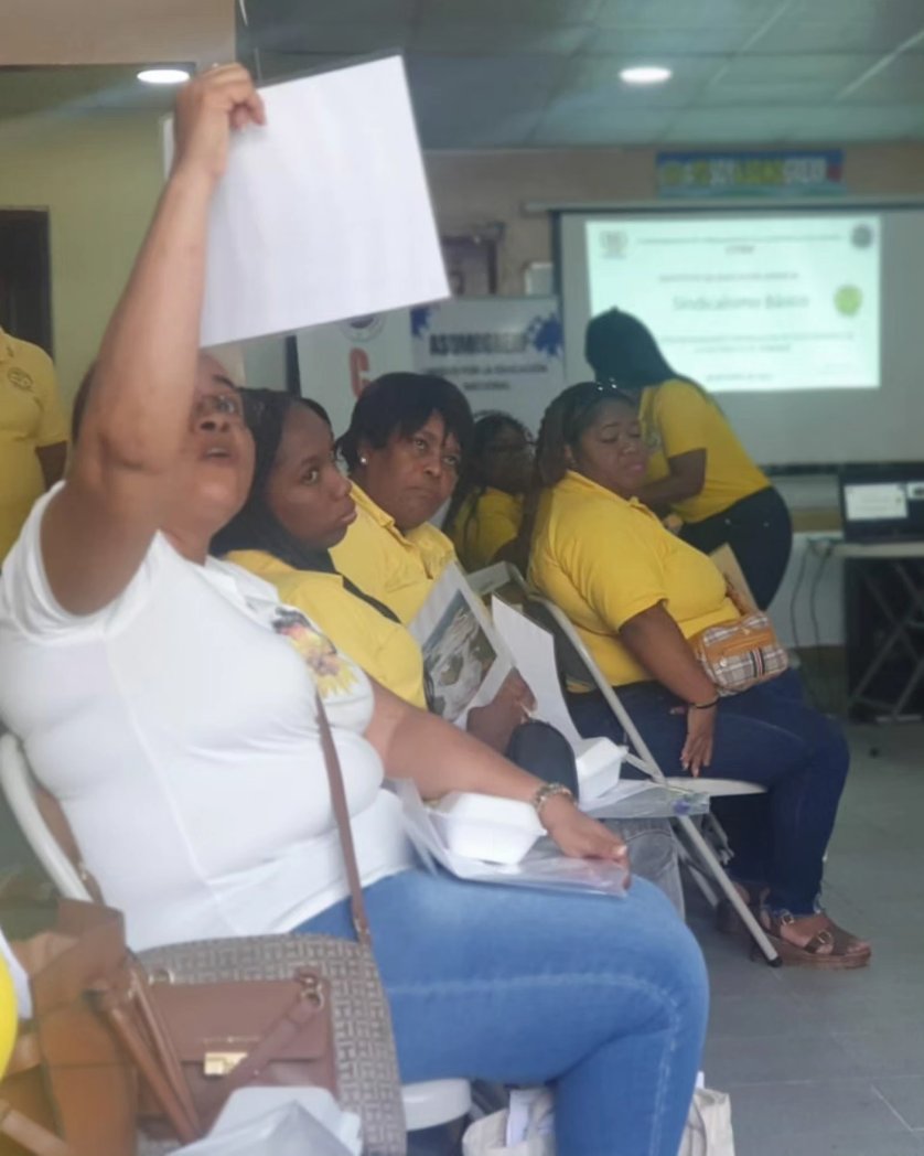 Hoy nos fuimos a la ciudad de Colon para capacitar a nuestros compañeros de <a href="/AMogreco/">ASOMOGRERP-MOGRECO</a> <a href="/conatopanama/">CONATO</a>