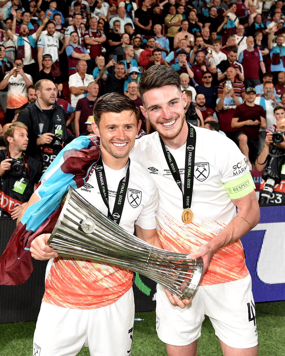 From the bottom of my heart I want to thank everyone connected to this club for the most amazing few days we all just experienced together & to this incredible group of players and staff it has been a honour to stand alongside you all.. Together, dreams come true 🏆⚒️❤️