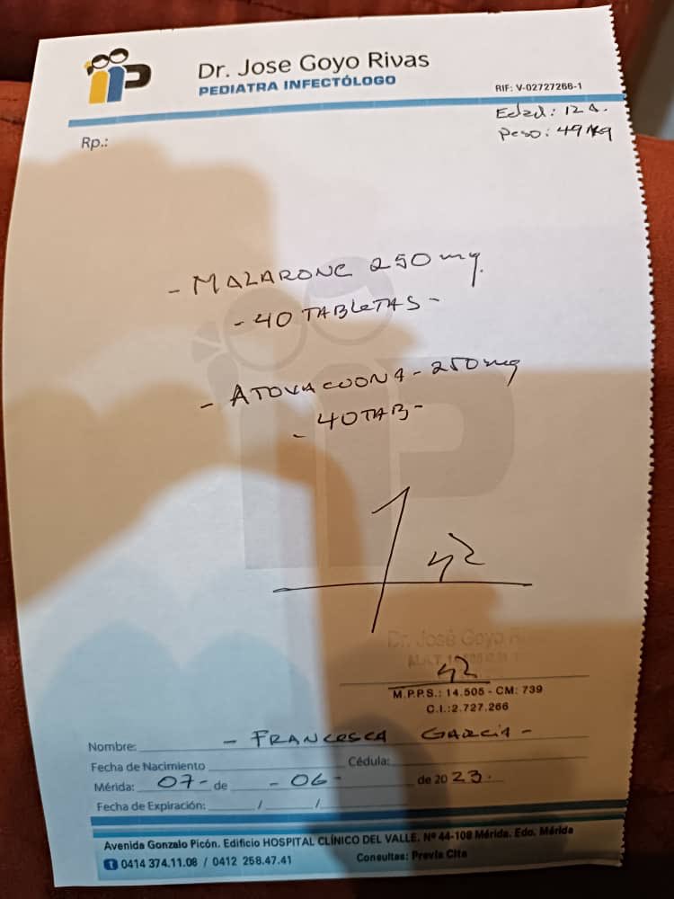 zuchip's tweet photo. @avessoc @DonaMed_VE @FundacionBADAN @farmamundi se requiere estos medicamentos con urgencia, no se consiguen en Venezuela y son pa niña d 10 años. Cualq Inf fav comunicarse a 04166029384 🙏🏽🙏🏽🙏🏽 https://t.co/s5kIo0uLwI