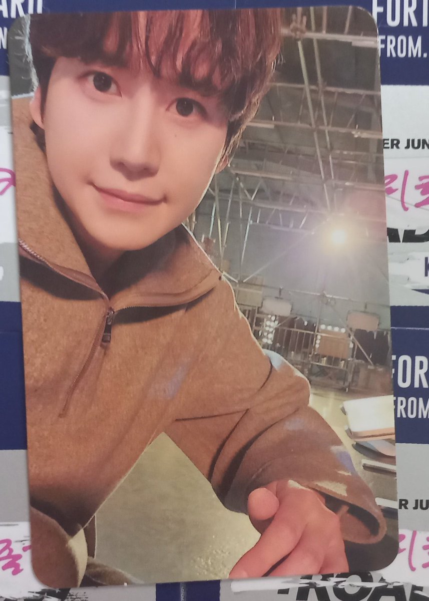 ing_eoluvkyu's tweet photo. 슈퍼쇼 앙콘 포춘카드 엠디 교환
모두 규현으로 교환 원합니다!!
(첫번째 사진-보유 중 / 2,3,4번째 사진-😇)
.
.
.
슈퍼주니어 앙콘 md 이특 희철 예성 신동 동해 은혁 시원 려욱 규현 superjunior supershow9 leetuek heechul yesung shindong donghae eunhyuk siwon reowook kyuhyun https://t.co/ZuQCV3oOcX