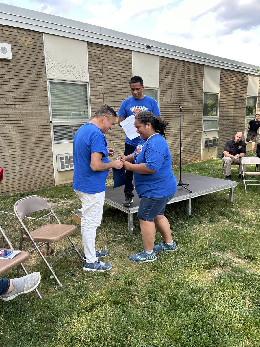 MrsCookWI's tweet photo. A wonderful night to celebrate an extraordinary man @ the PTA sponsored Wicoff Picnic/Dr. Welborn Retirement Bash @mwelborn12 @WicoffjF https://t.co/RLTI2ibAde