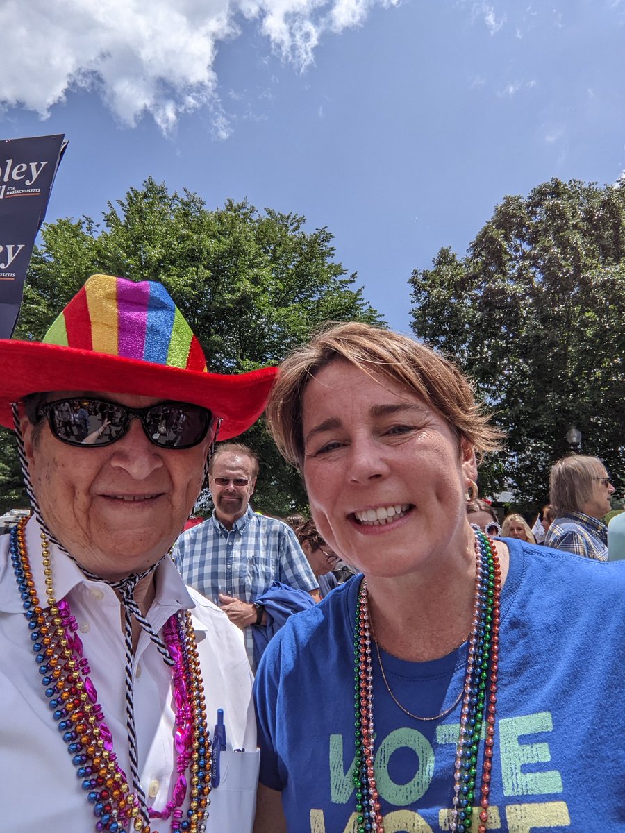 As a 27 yr old Assistant Professor arriving in Boston many years ago, I could not imagine that one day I would be walking in Pride with my gay woman Governor. <a href="/MassGovernor/">Governor Maura Healey</a> <a href="/MassLtGov/">Lt. Governor Kim Driscoll</a> <a href="/MassDems/">Massachusetts Democratic Party</a> <a href="/NU_Chemistry/">Northeastern Chem</a> <a href="/Hoptowndems/">HopDems</a> <a href="/NortheasternCOS/">Northeastern COS</a> #Pride2023