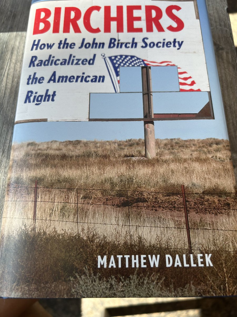 ifstonefan's tweet photo. Summer reading list continues…
#Birchers
@MattDallek https://t.co/8nWQ1e54XE