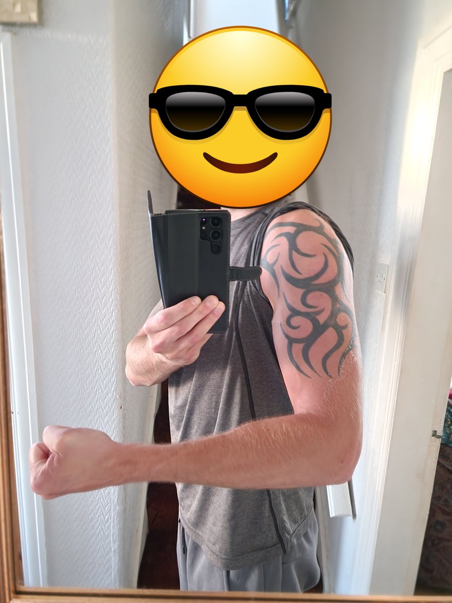 Crowie92's tweet photo. Gym progress after 2 months graft and eating 5000+ calories a day #gymlife #bulking #weightgain #Training #gym https://t.co/Ngjb0Dzbrl