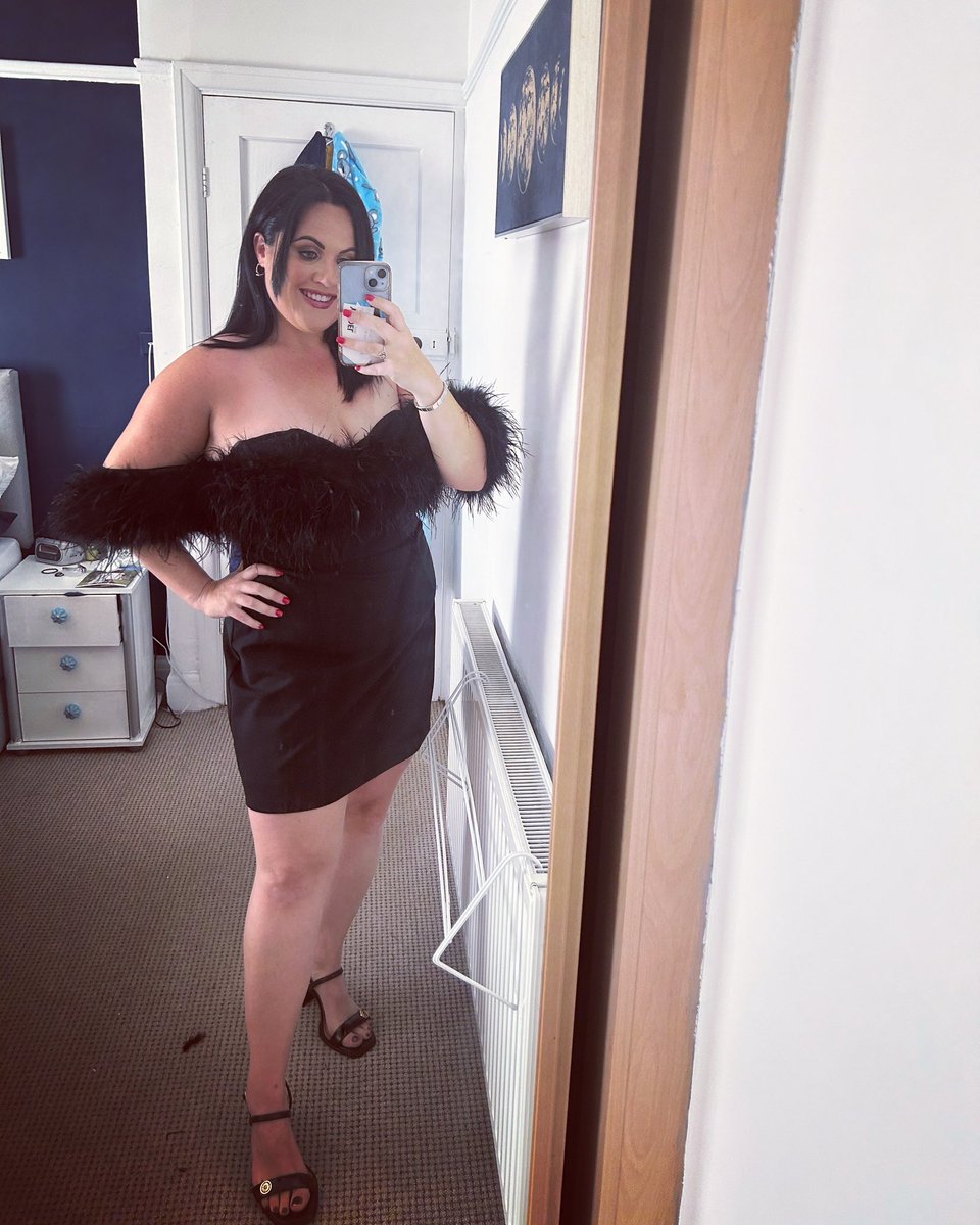 Cardiff with the girls 🍹 ❤️ double celebrations x