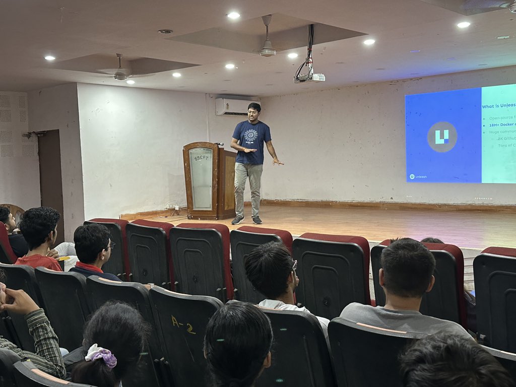 hackthisfall's tweet photo. Next up it was time to learn about the feature management solution @getunleash by @siddharth_hacks ๐
#HTFRaipur #HackThisFall #HTFMeetups โจ https://t.co/3l3qDiWNDD