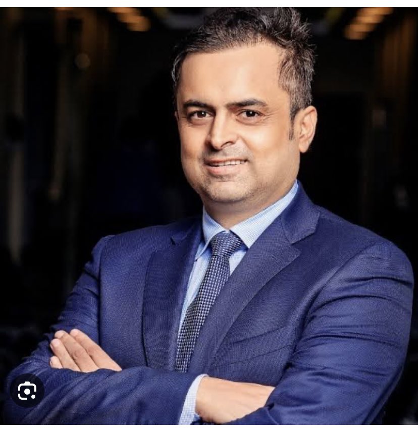 ElieMugalu's tweet photo. Je vous Présente HARISH JAGATANI le Milliardaire Indien 🇮🇳 qui serait propriétaire de l’entreprise Suprême Automobile des Montages des BUS Mercedes

NB: l’Etat congolais ne détient aucune part dans cette entreprise 

L’Inauguration du Président @fatshi13 est juste symbolique. https://t.co/lEhGpr1mhZ