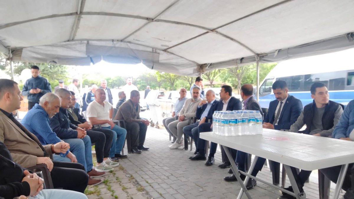 Elmadağ’da MKE’ye ait fabrikada yaşanan patlama sonrası İl Başkanlığı teşkilatımız ve Ankara Milletvekilimiz Sn. <a href="/aefakibaba/">Dr. Ahmet Eşref FAKIBABA</a> ile olay yerindeydik.

Allah’tan, böyle bir kazanın tekrar yaşanmamasını dileriz. 
Başımız sağ olsun.

<a href="/meral_aksener/">Meral Akşener</a> 
<a href="/iyiparti/">İYİ Parti</a> 
<a href="/KoyluogluFaruk/">Faruk Köylüoğlu</a>