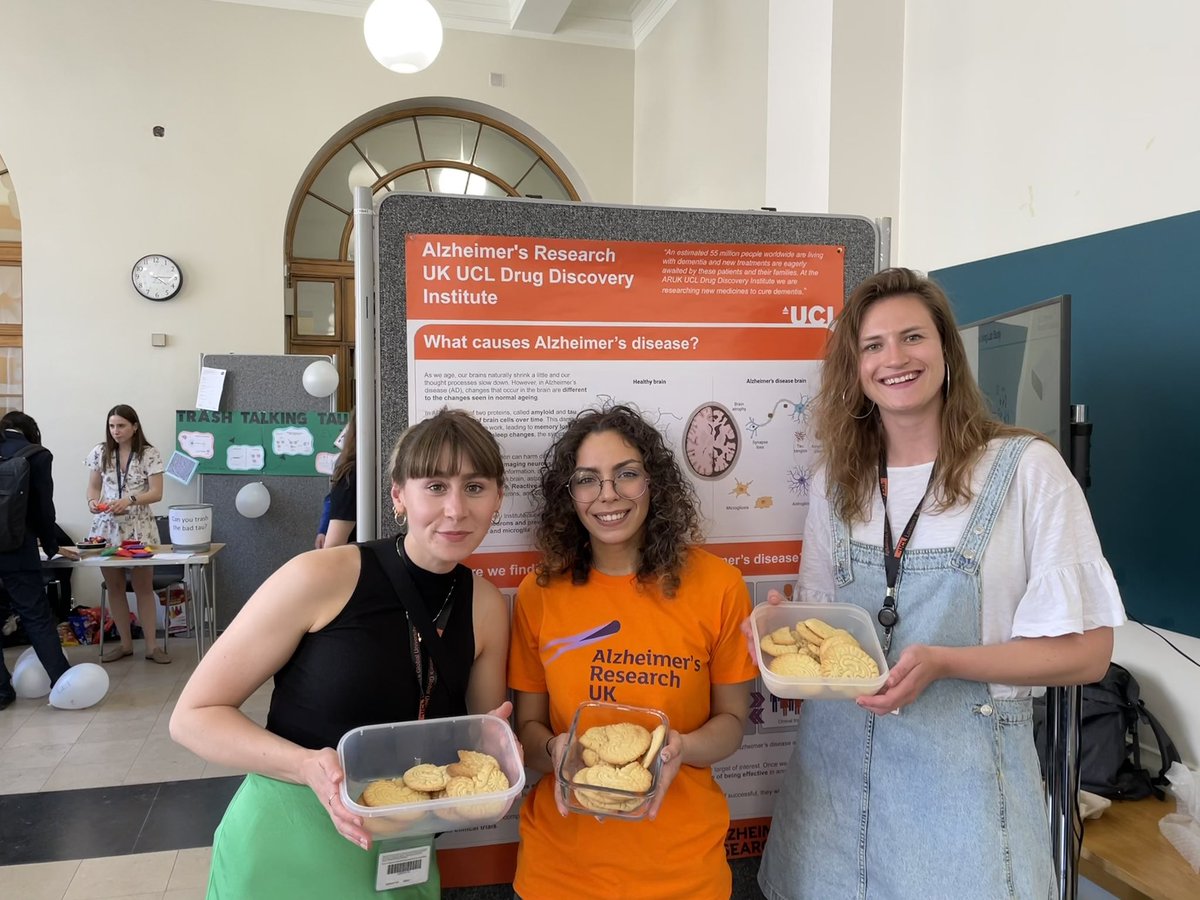 Still time to add some cellular definition to a brain cookie at the @ARUK_UCL_DDI stand and ask about how we make medicines @ARUKscientist London Open Day…