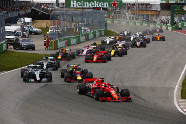 botequimgp's tweet photo. Há 5 anos Sebastian Vettel (Ferrari) venceu o GP CANADÁ 2018. Valtteri Bottas (Mercedes) foi o 2º e Max Verstappen (Red Bull) o 3º.
#Fórmula1 #GPCanadá #Canadá2018 #F1History #CorridaClássica #LegendsOfF1 #Automobilismo #PilotosFamosos #SebastianVettel #LewisHamilton https://t.co/FY5kbKPpjz