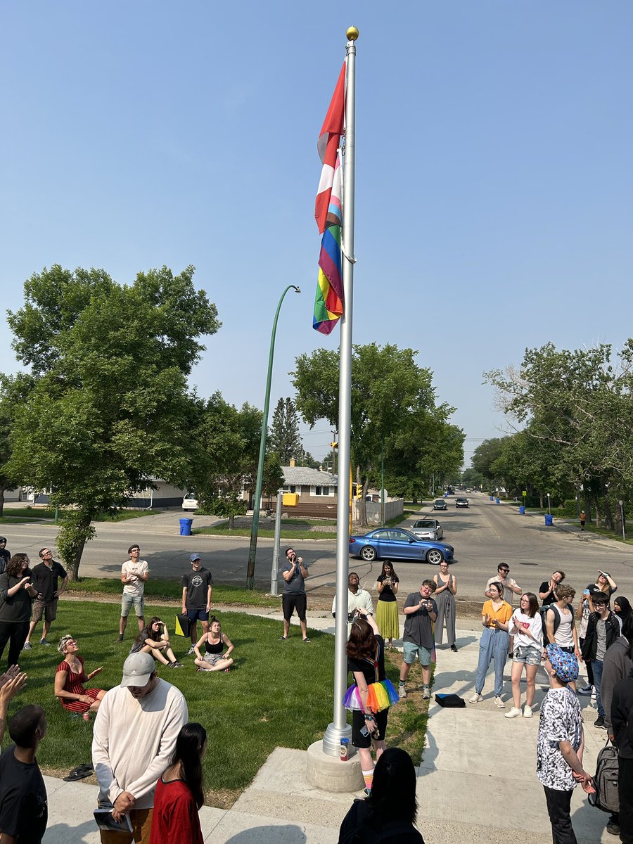 Thom students gather to raise the Progress flag. Kyla Christiansen, RPS Coordinator and Education Consultant, brought words of encouragement and awareness. LGBTQ2+ rights are human rights! # Regpublicschools