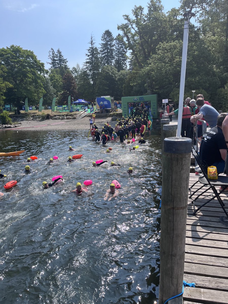 boabb_JEL's tweet photo. Great day out with ⁦@LakesRangers⁩ today who do a fab job in supporting enjoyment and water safety on the Lakes. Perfect view of ⁦⁦@Great_Swim⁩ Loved seeing swimmers enter the water whilst singing! #lakedistrictnp #worldheritiagesite https://t.co/BdKRyT6s4x