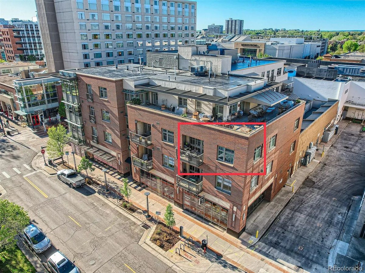 turnercolorado's tweet photo. Experience the ultimate in boutique luxury living in this Newly Remodeled CORNER Unit at Clayton Lane. With high-end amenities, secured access and an ambiance that exudes elegance, you'll feel right at home from the moment you step inside. 

https://t.co/jLYLeSrxUH https://t.co/ZJ6LM6BJPC