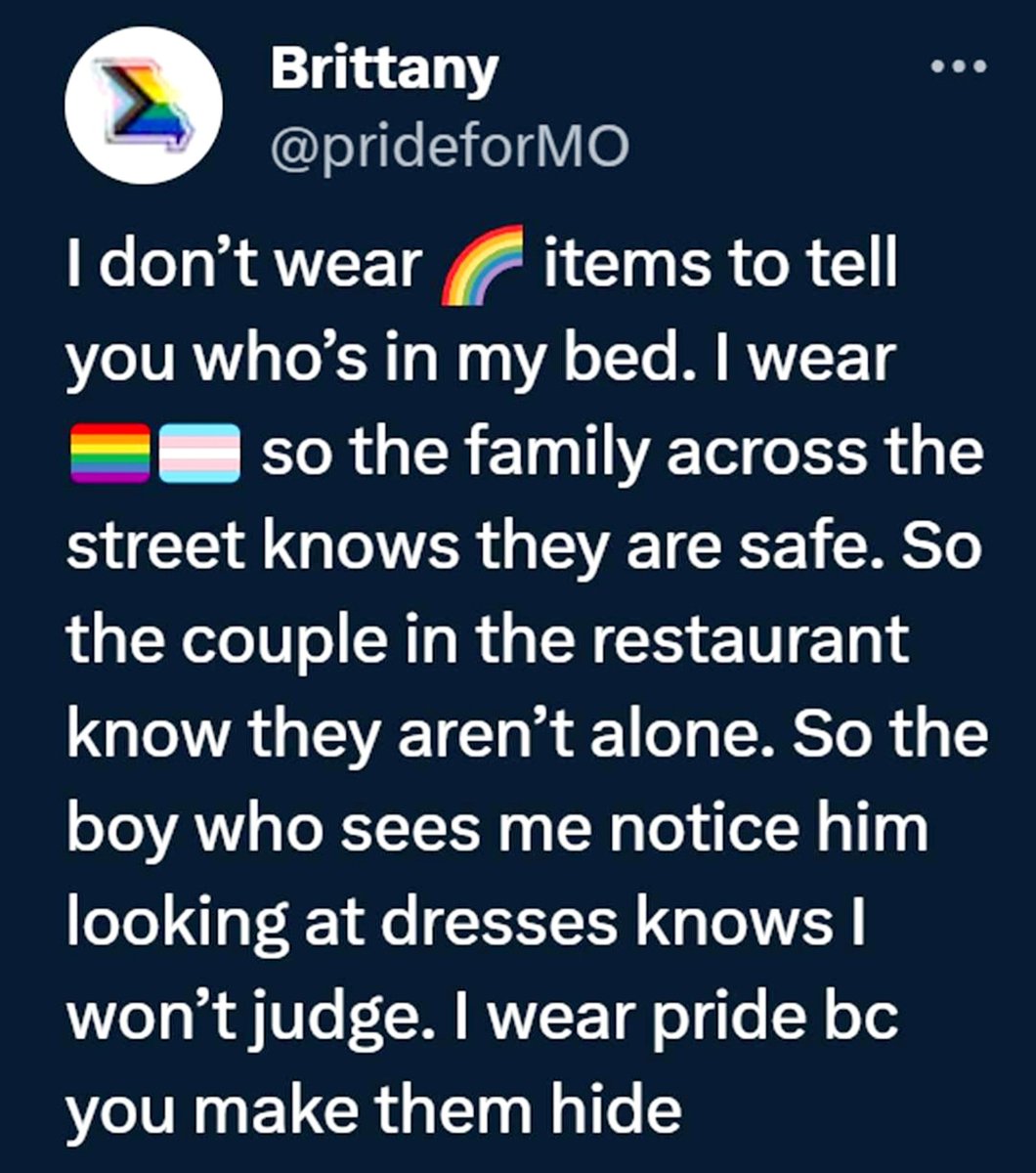 WhereTrueLoveIs's tweet photo. #PrideMonth #lgbtqia #pride 
💖 🤍 💙 🖤  🤎 ❤️ 🧡 💛 💚 💙 💜
#TransRightsAreHumanRights https://t.co/ZkNHepefpB