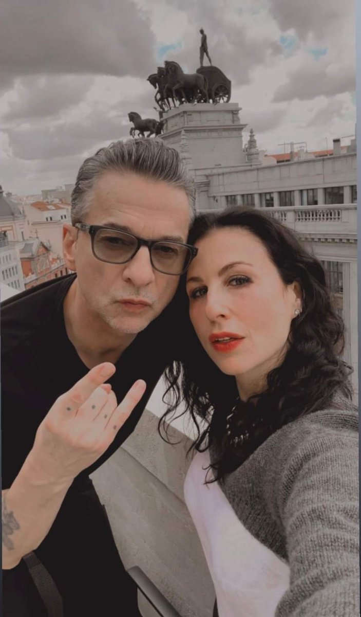 Dave & Jennifer en Madrid 🖤 #DepecheMode