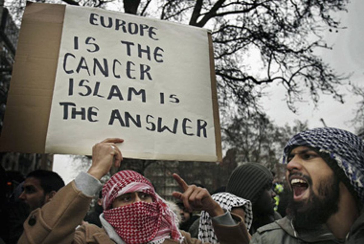 Armisr2's tweet photo. The Europe we want will be built by the brave Arab migrants that wave after wave reach European coasts.
They will impose their values, they will bring fertility, they will change laws.
Europe belongs to Islam.

🇪🇺☪️

#NNWO #Eurabia #WhiteDefeat #WhiteGenocide #Immigration https://t.co/TAZRJ3PL96