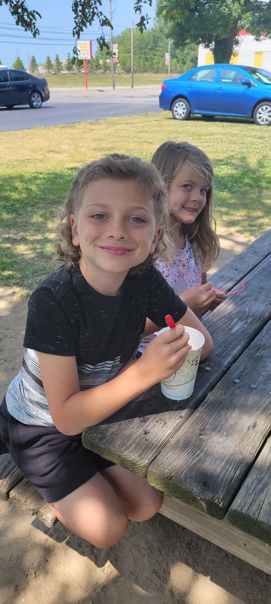 wickrecdaycamp's tweet photo. First visit of the summer to Jerry's  Dairy Pride, 🍨6-9-23🍦 https://t.co/9AiJBnbxAi