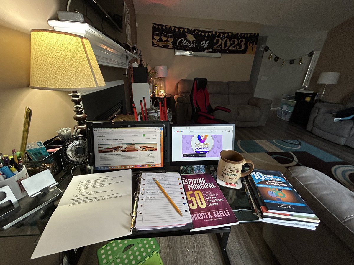 MzLCarter1's tweet image. Saturday mornings are for personal professional development! Operation secure my next elevation in full force! Happy Saturday! #yourfavoriteadminintern #futureAP #levelup #discipline #growthmindset @PrincipalKafele