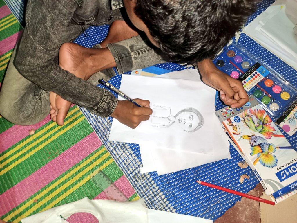 Arts_Literatur's tweet photo. Arts and Literature for Rohingya Children (ALRC) is providing access to Arts and Literature to Rohingya Children in the world largest Refugees camp Bangladesh.
#arts
#Literature
#RohingyaChildren
#Accesstoart https://t.co/4BCT8tjPep