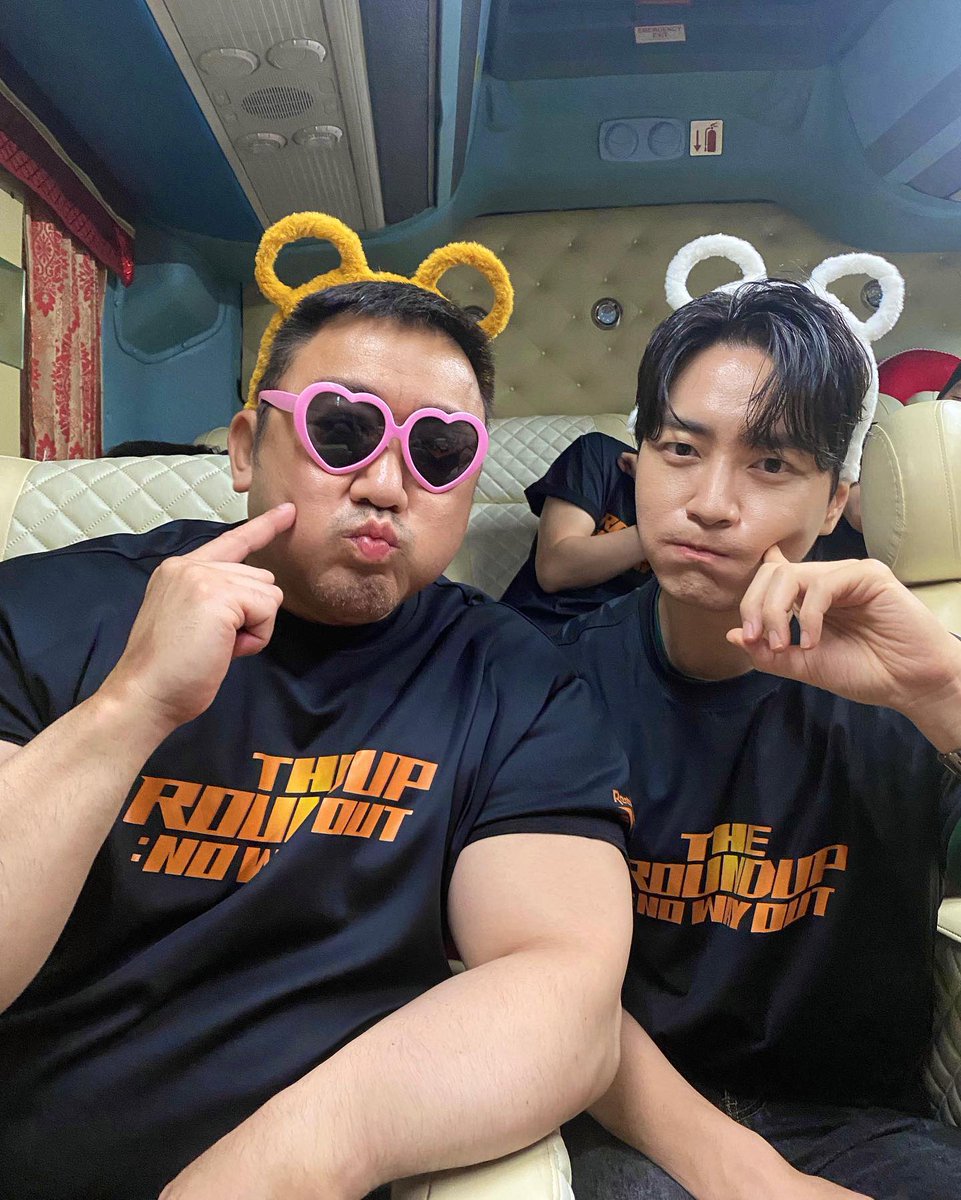 k0ng_R_'s tweet photo. 마흔살의 귀여움 아찔하다(좋은뜻) https://t.co/xG1W0FOPWY