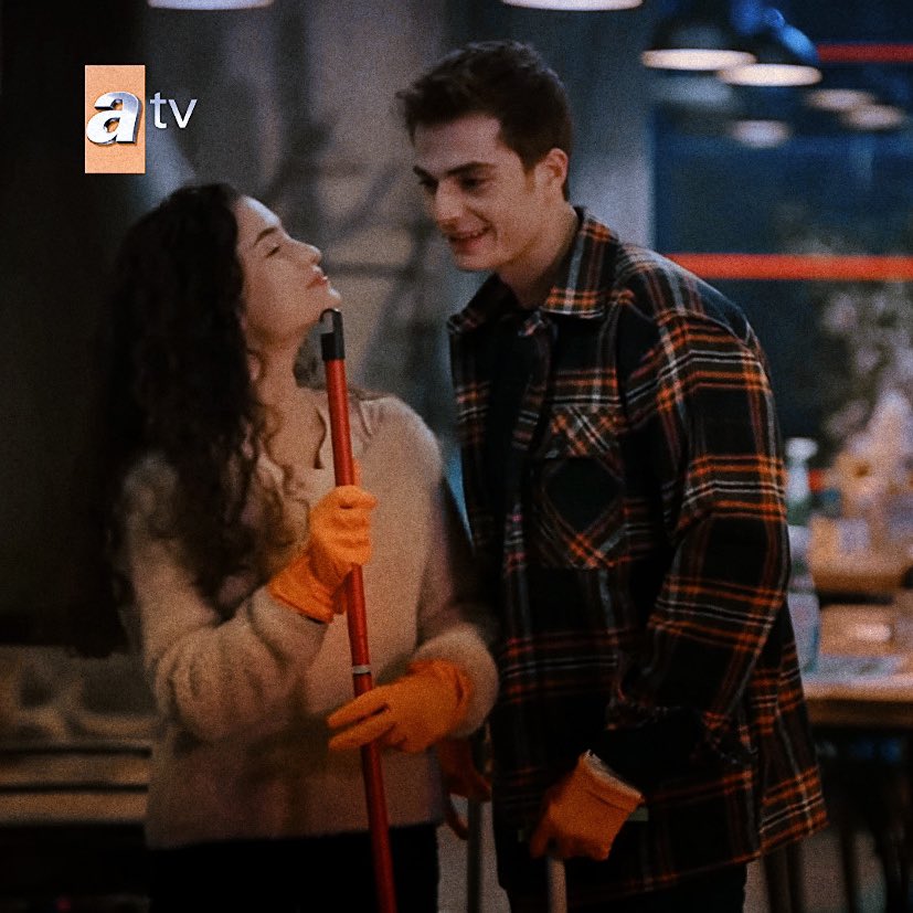 sizi asamiyorum cok guzelsiniz heep guzelsiniizz

AşkaEsir AyBer