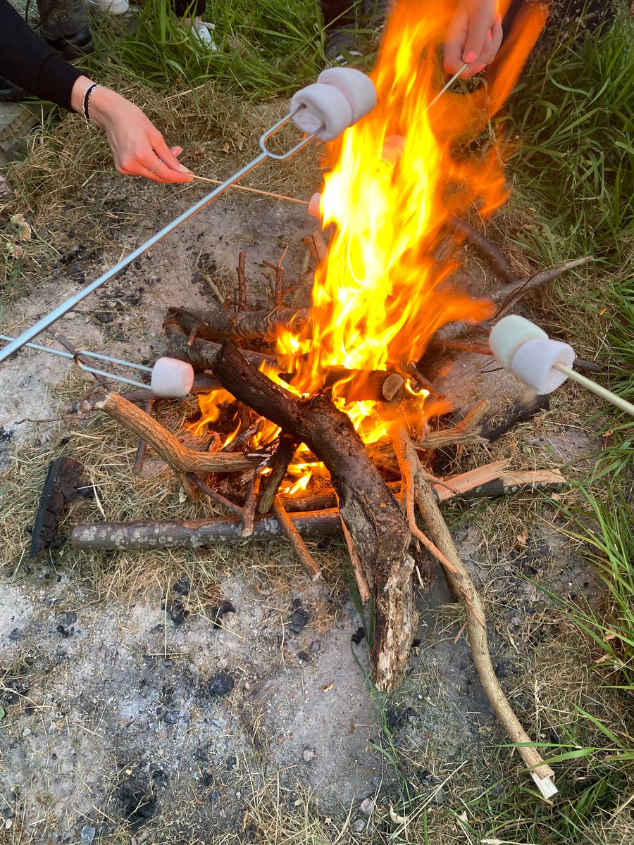 Congratulations to all the year 9s who completed their bronze assesses expedition in incredibly hot conditions. You smashed it